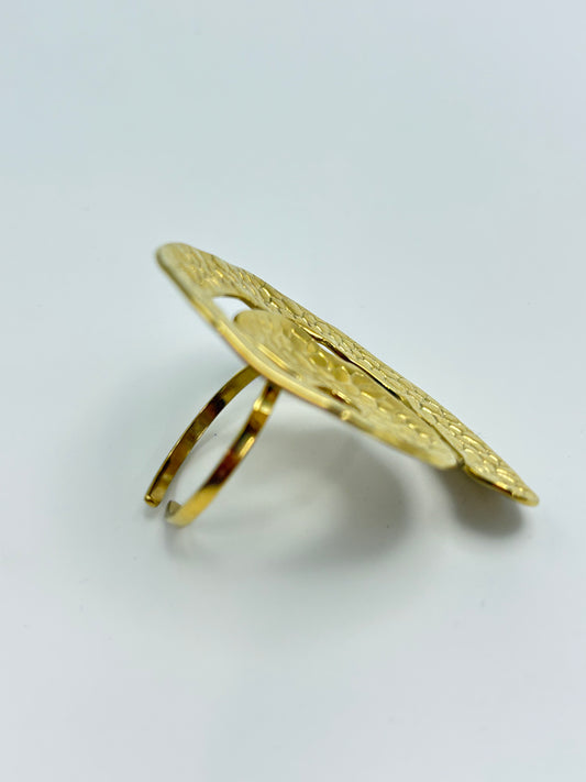 Anillo “Espiral Dorada”