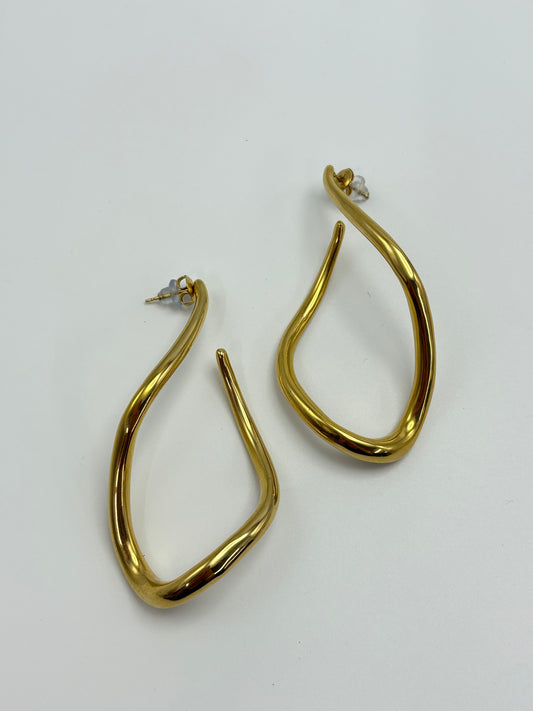 Pendientes “Lágrima Dorada”