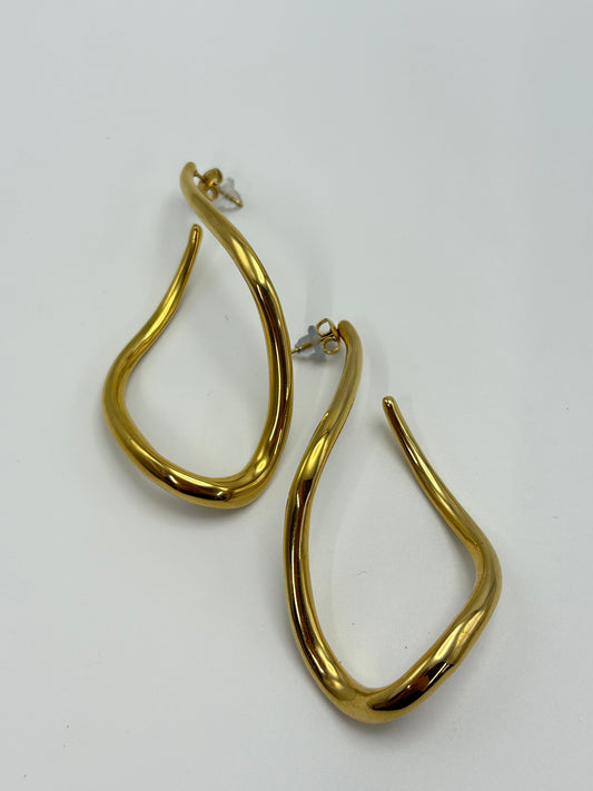 Pendientes “Lágrima Dorada”