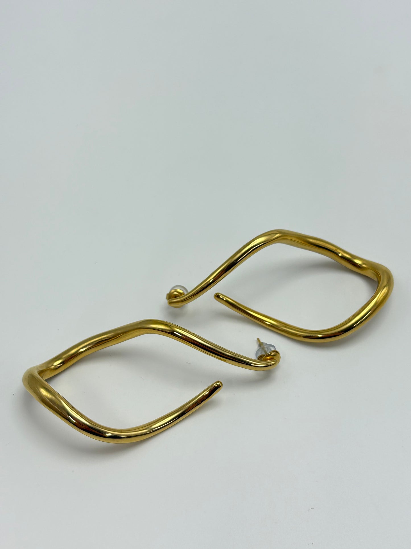 Pendientes “Lágrima Dorada”